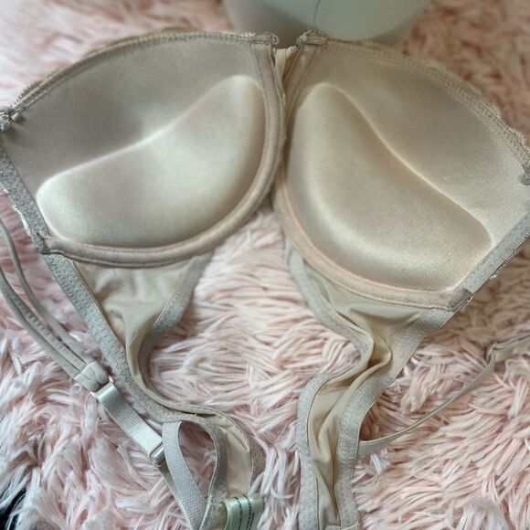 Bra  - Picture 3 of 6